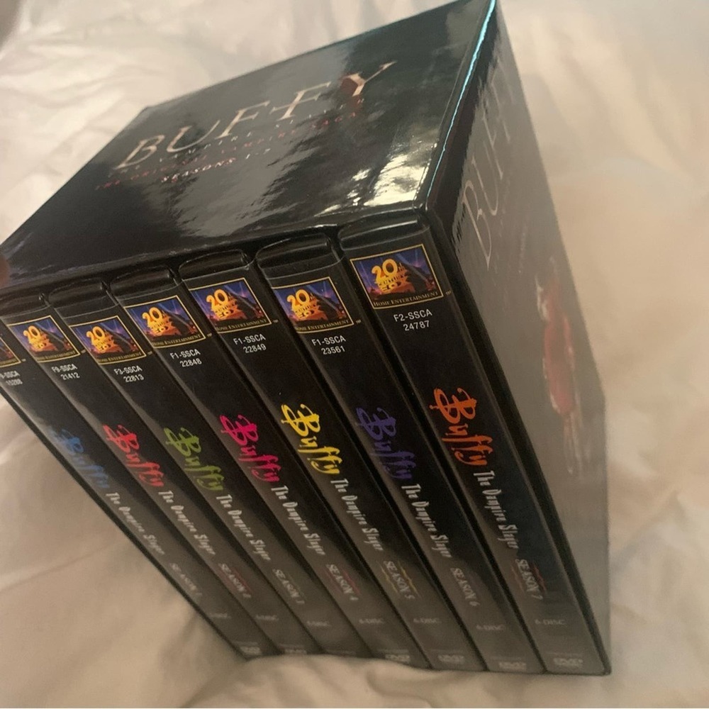 📀- NEW | Buffy the Vampire Slayer | Complete COMPACT SLim Series 1-7
DVD Saga.